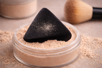 Triangle Powder Puffs for Face Powder Makeup Puff for Loose (pack of 1)